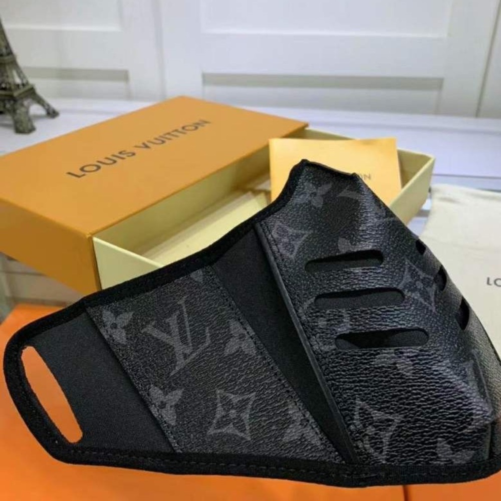LV BLACK Monogram Face Mask 🖤